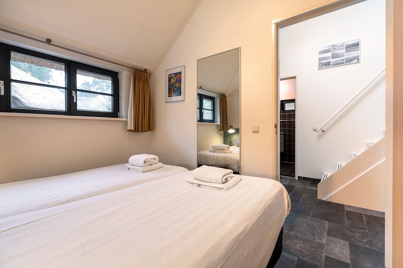 Villapparte-Dormio Resorts-Buitenhuis 4-Knus vakantiehuis voor 4 personen-Park Scorleduyn-Schoorl-Noord-Holland-luxe slaapkamer