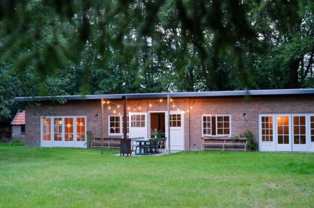 Villapparte-Natuurhuisje-35984-Boshuisje-XL-luxe-vakantiehuis-voor-8-personen-Epse-Gelderland