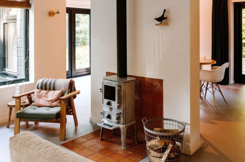 Villapparte-Natuurhuisje 54933 nieuw-Natuurhuisje Appelscha-luxe vakantiehuis voor 8 personen-Nationaal park Drents-Friese Wold-Friesland-gezellige houtkachel