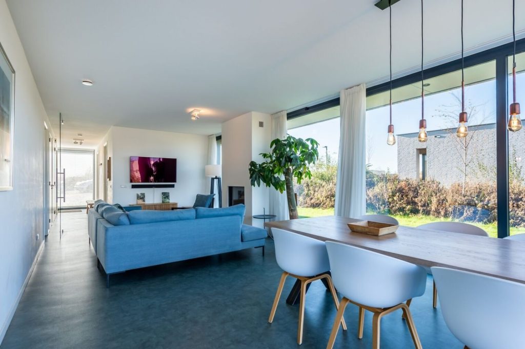 Villapparte-Zandvillas-Vakantievilla-Zandbank-25-luxe-vakantiehuis-voor-6-personen-whirlpool-sauna-Kamperland-Zeeland-grote-woonkamer