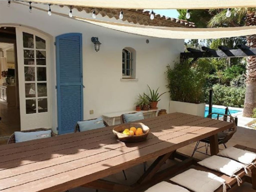 Villapparte-Domaine L'Oiseau Bleu-luxe vakantiehuis voor 6-12 personen-Cote d'Azur-Sainte Maxime-heerlijk buiten terras
