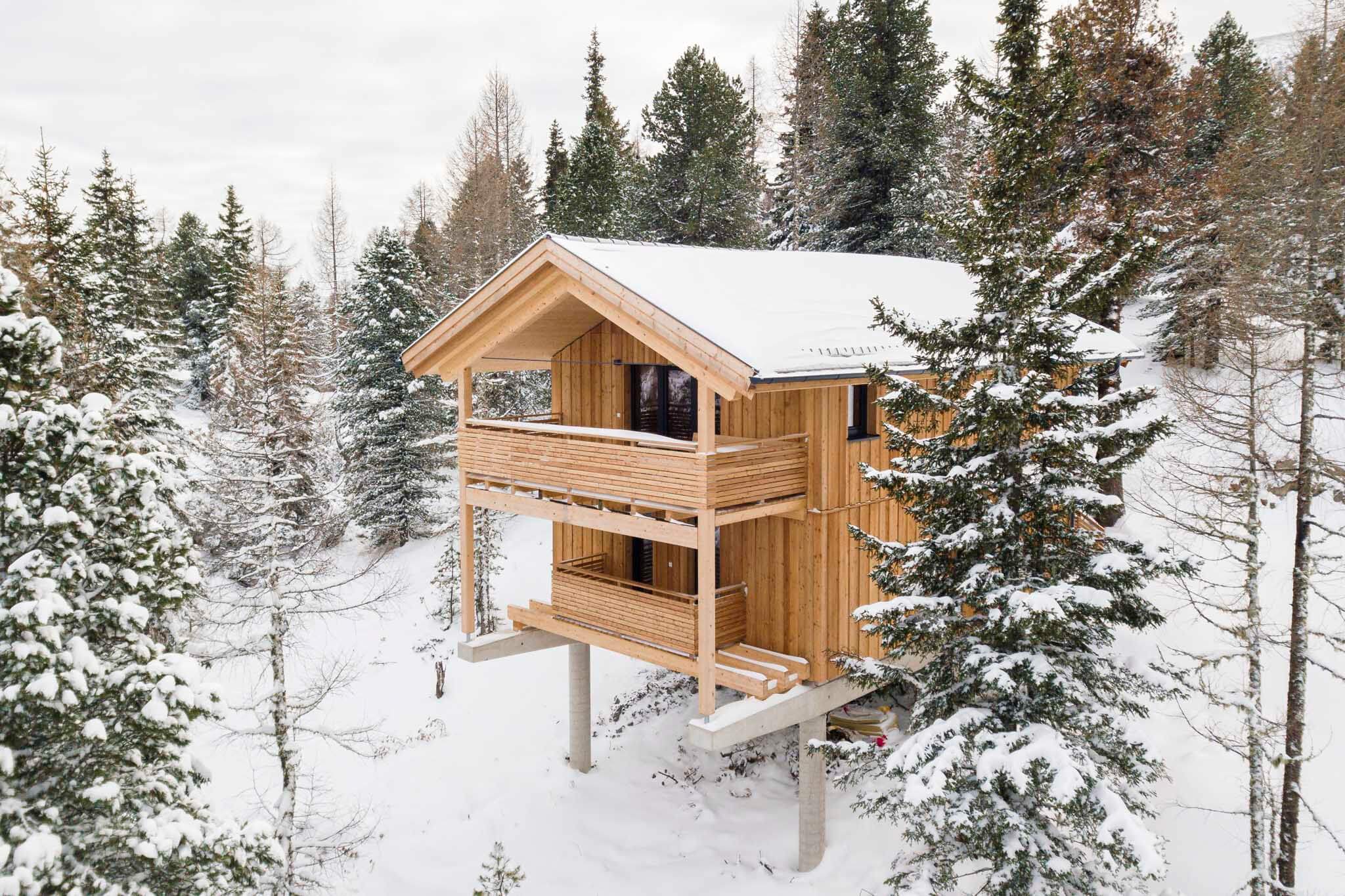 Villapparte-Alps-Resorts.com-Naturchalets Turracher Höhe-Luxe chalets-Sauna-Bubbelbad-Hottub-Steiermark-Oostenrijk-winter