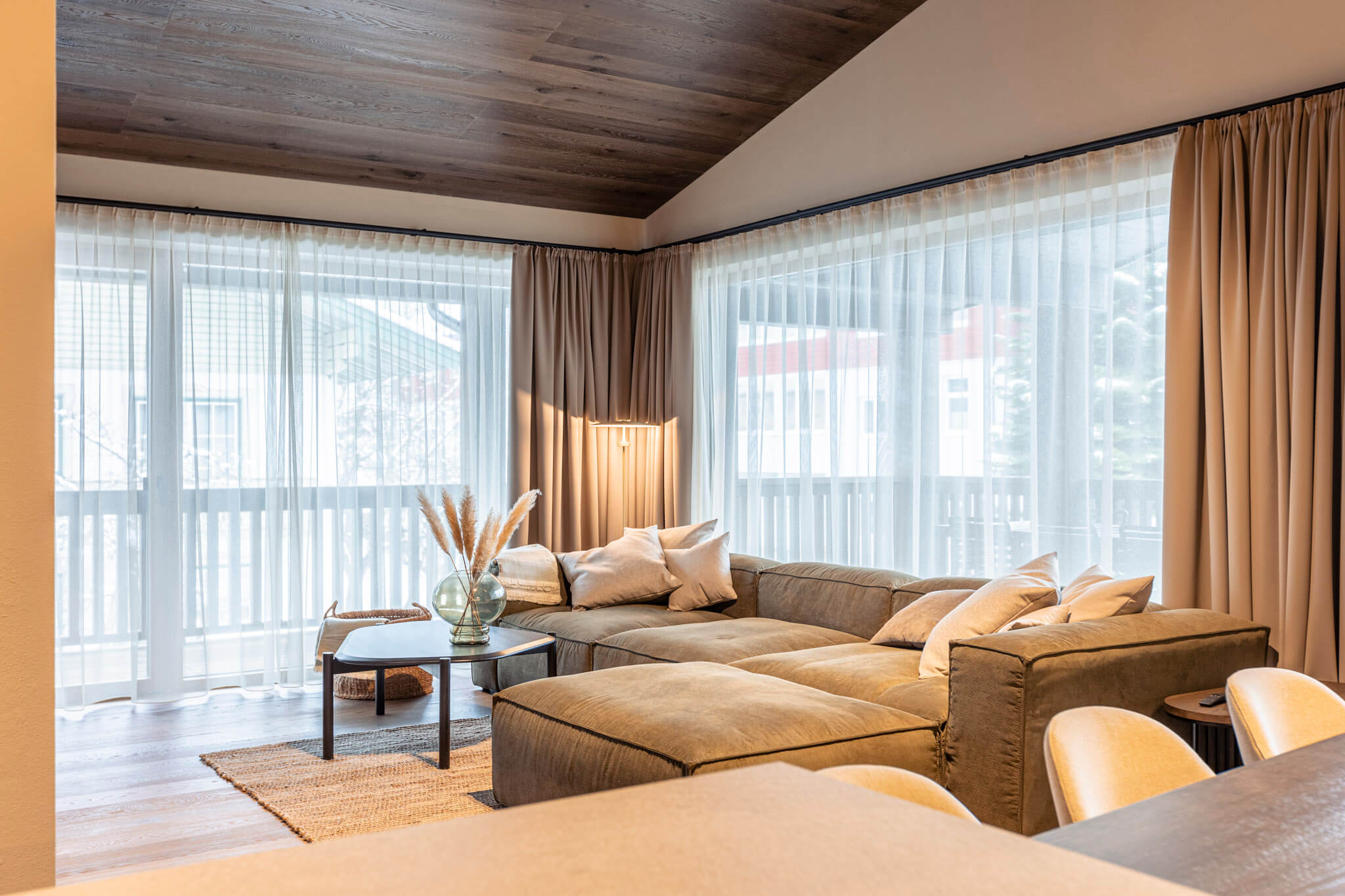 Villapparte-Alps-Resorts-Villa Liesl-Penthouse en appartementen van 6 tot 8 personen-met privé wellness-stiermarken-Oostenrijk-moderne zithoek