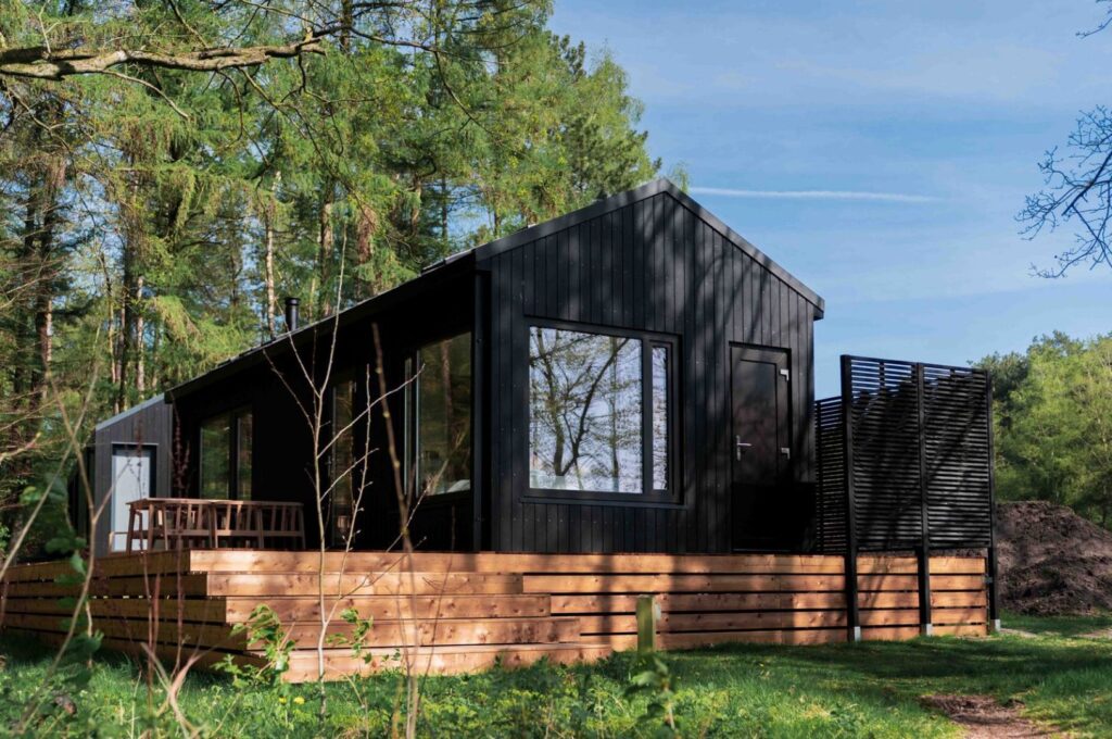 Koya Tiny Cabin met buitenbad op vakantiepark Wilsumerberge in Wilsum, Duitsland