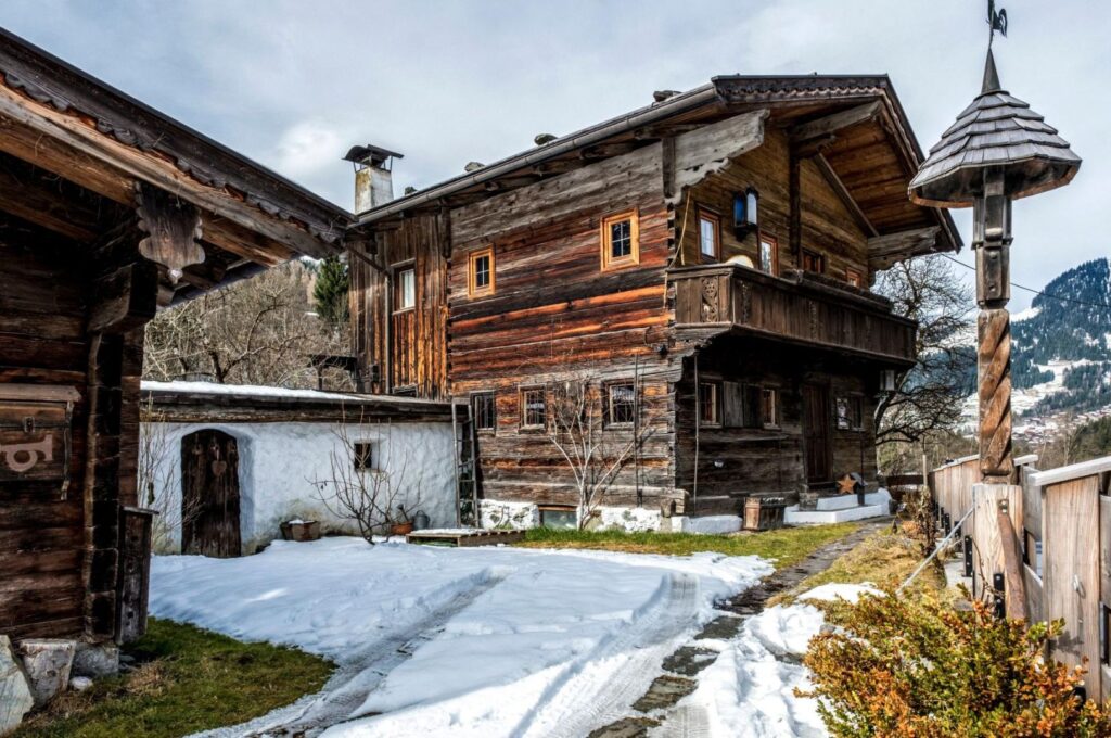Villapparte-Villa for You-Vakantiehuis Zinnhäusel-Authentiek vakantiehuis voor 2 personen-Alpbach-Tirol-houtenhuis