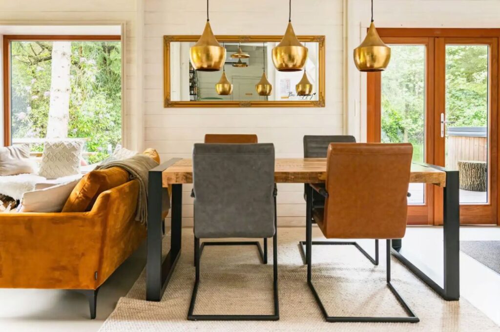 Villapparte-Vipio-Boshuis Westmeerbeek-luxe vakantiehuis voor max 5 personen-met uitgebreide wellness-Antwerpen-België-gezellige eethoek