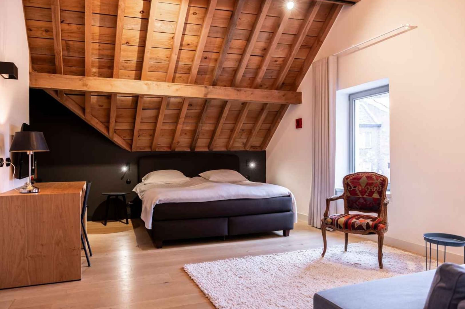 Villapparte-Beaujean Vacances-luxe vakantiehuis voor 8 personen-Belgisch Limburg-Kanne-België-romantische slaapkamer
