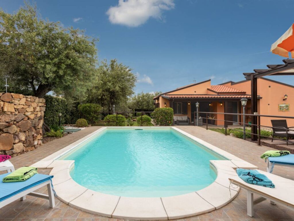 Villa Olivella met zwembad bij Cefalù